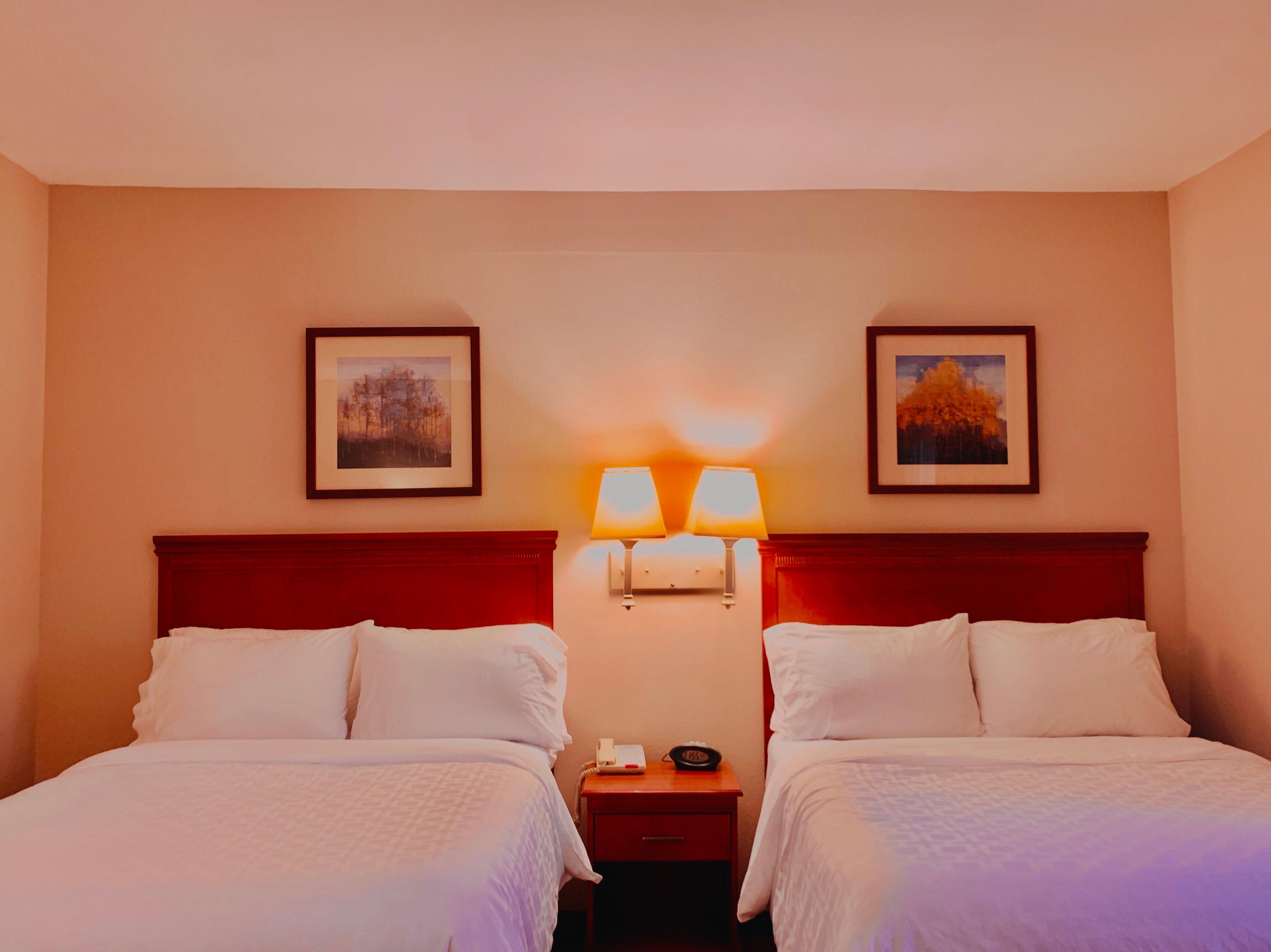 แคนเดิ้ลวูด สวีท ฮอตสปริงส์ Hotel ภายนอก รูปภาพ